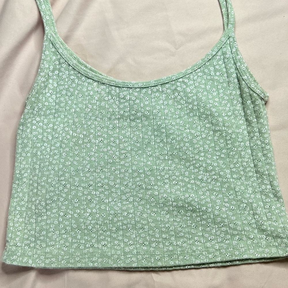 Brandy Melville Green Crop Camisole - Picture 2 of 3